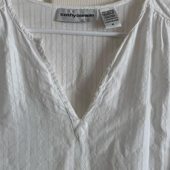Cathy Daniels women’s 100% Cotton White Blouse Size Medium - Picture 6 of 17